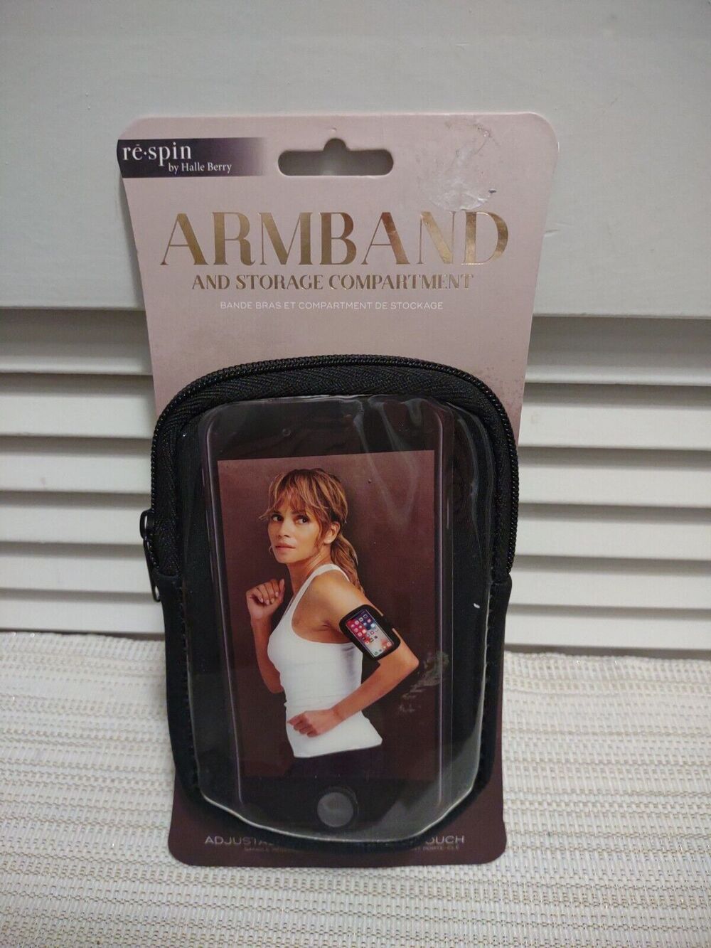 + re Spin by Halle Berry Fitness Collection: Exercise Armband Black extra pouch